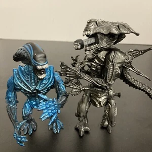 Aliens Queen And Gorilla Alien Action figure, 6” 1992 Kenner Lot Of 2 - Picture 1 of 9