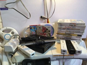Console Wii U, Balance Board, Telecomandi, 14 Giochi, Volanti, Ecc - Foto 1 di 6