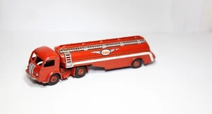 French Dinky 32C Panhard A Esso Tanker - Very Good Vintage 1950s Model - Picture 1 of 7