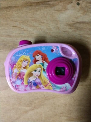 Disney Princesa Blip Toys Cámara Rosa Con Ariel Aurora Rapunzel 2012 Foto 1 de 4