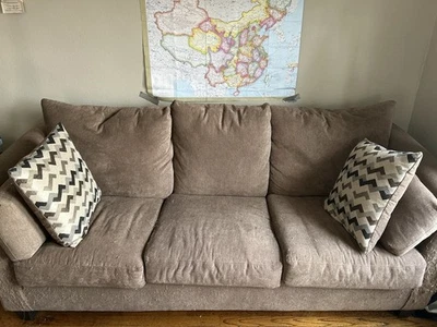 Диван - Изображение 1 из 2