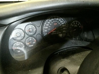 Grupo de velocímetros EE. UU. con manómetro de presión de aceite compatible con 00-05 MONTE CARLO 935736 Foto 1 de 4