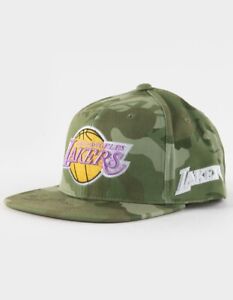 Mitchell & Ness Los Angeles Lakers Stretch Fitted Hat Size L/XL Camo 