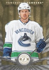2013-14 Totally Certified Hockey Platinum Gold #9 Daniel Sedin 05/25