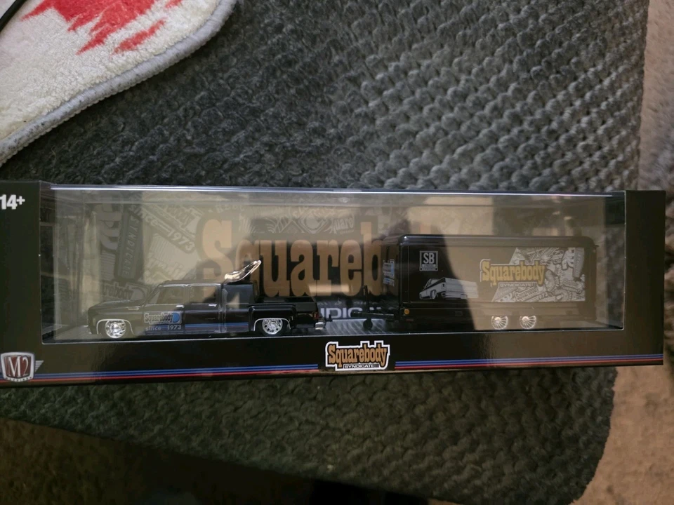 Chevy Cheyenne Super 30 GMC Sierra Grand Syndicate 1973 M2 Machines Foto 1 de 1