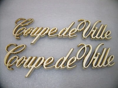 Placa de identificación con logotipo emblema dorado Cadillac OEM 1985-1995 cupé deVille (PAR) Foto 1 de 3