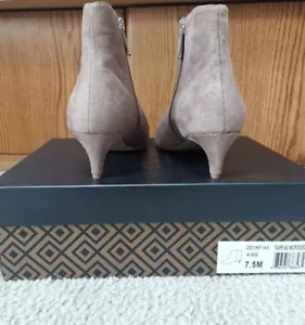 charles david bootie 7.5 - Picture 1 of 4