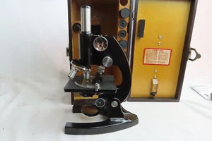 BAUSCH & LOMB Student MICROSCOPE WK9436 w/Case Extra Eyepices - Picture 1 of 12
