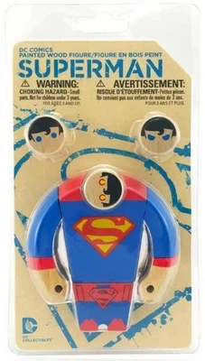Figura de madera pintada oficial de Superman DC Foto 1 de 2