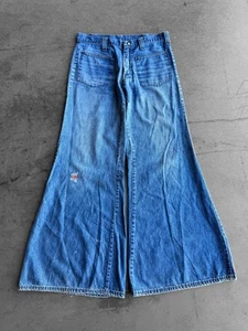 Verdadero Vintage Años 70 Big Bellbottoms Mariposa Acampanada Reparado Talla 28x31 - Imagen 1 de 14