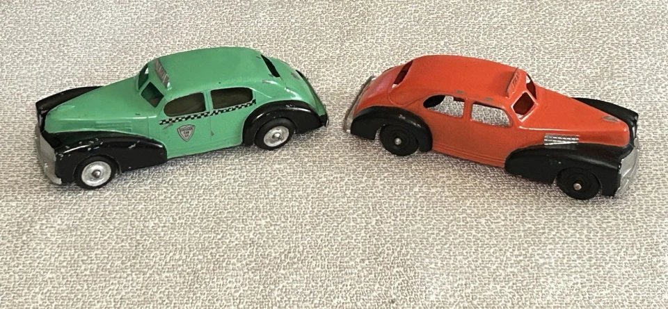 "Coche sedán de 7"" HUBLEY Kiddie Toy #459 naranja y verde cabina de taxi" Foto 1 de 4