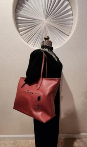 SEXY NUEVO BOLSO DE MANO COACH PEANUTS "SNOOPY" HOMBRO/MONEDERO/BOLSO EN CUERO ROJO - F37273 - Imagen 1 de 12