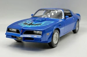 Maisto 1978 Pontiac Firebird Trans Am Car Model 1:18 Scale - Picture 1 of 8