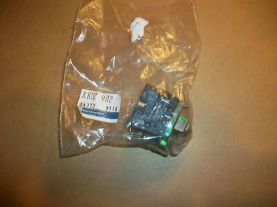 Telemecanique Joystick Controller Contact Block XKDZ 902  NEW IN BAG - Image 1 of 2