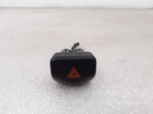 Botón de emergencia NISSAN NOTE 1 PHASE 2 25290-1U600 - Imagen 1 de 3