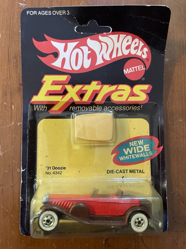 Tarjeta sin perforar Hot Wheels Extras '31 Doozie Diecast Car Mattel Vintage 1981 Foto 1 de 4