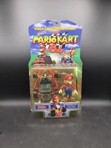 Toybiz Nintendo Video Game Super Stars Mario Kart 64 Mario Figure 1999 - Picture 1 of 4