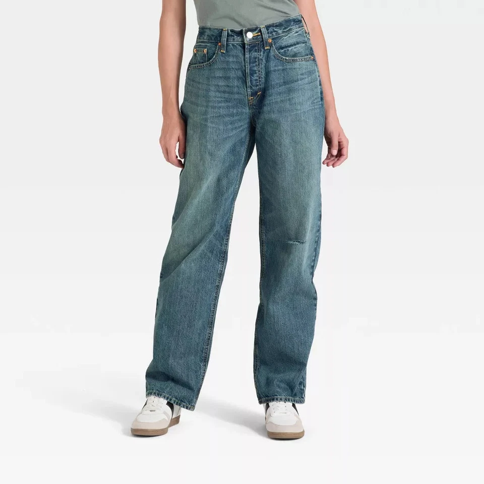 Women's Mid-Rise 90's Baggy Denim Jeans - Universal Thread - Image 1 of 1