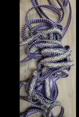 Borde púrpura y verde 9,5 yardas Foto 1 de 2