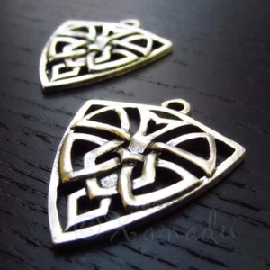 Celtic Shield Charms 33mm Antiqued Silver Plated Pendants C3767 - 2, 5 Or 10PCs - Picture 1 of 3