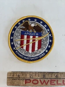 Vintage NASA Apollo 16 Mission Patch Young-Mattingly-Duke - Bild 1 von 2