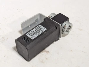 Vici Valco EMTMA-CE Multiposition Valve Actuator with Twin Cheminert Head - Picture 1 of 5