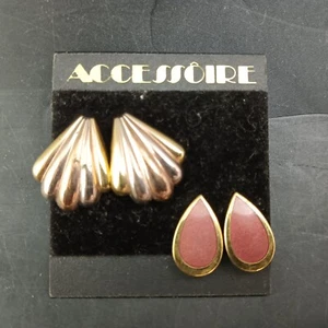 FASHION COSTUME EARRINGS - GOLD TONE JEWELRY - 2 PAIRS - FOR PIERCED EAR VINTAGE - Picture 1 of 2