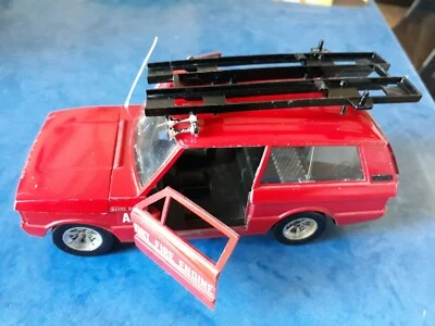 MARTOYS  1:24 RANGE ROVER airport fire engine - Immagine 1 di 4