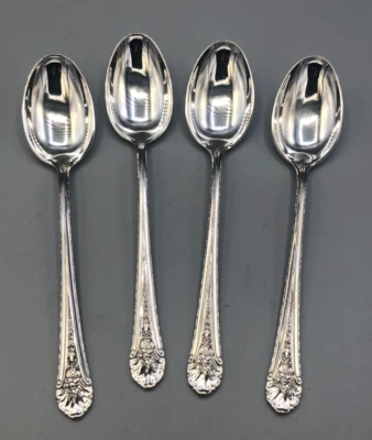 Juego de 4 cucharas Demitasse Royal Windsor by Towle de plata de ley 4,25" Foto 1 de 3