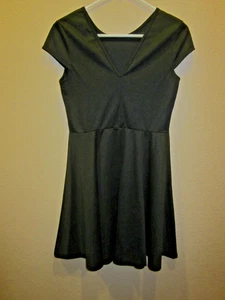 Unbranded Girls Youth Black Dress Size S Short Sleeve 31" L Measured Down Back - Picture 1 of 11