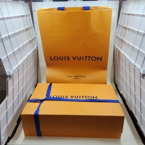 Authentic LOUIS VUITTON 11" X 7" Handbag Magnetic Cardboard EMPTY /w Tote - Picture 1 of 6