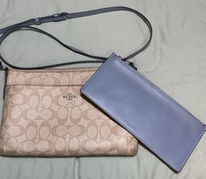 Coach Sling Bag - Tan And Blue Shoulder Bag - Good Condition! - Picture 1 of 9