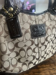 VINTAGE COACH TOTE HANDBAG Lg Carry ALL! - Picture 1 of 7