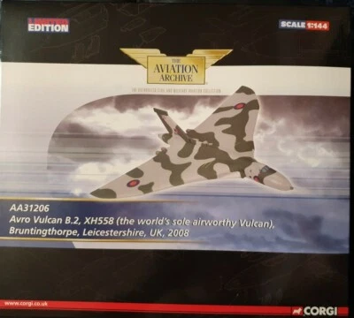 Corgi Aviation Avro Vulcan B.2, XH558 the world's sole airworthy Vulcan AA31206 - Image 1 of 2