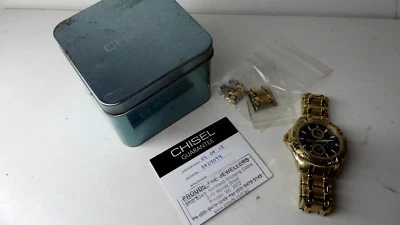  RELOJ CRONÓGRAFO CINCEL 100 METROS RESISTENTE AL AGUA PARA HOMBRE EN CAJA DE HOJALATA LOTE ESTATE Foto 1 de 4