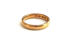 WOW----22k Yellow Gold Wedding Band Ring Size 6 Retirement Sale - Picture 1 of 5