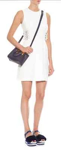 Neu! 390 $ A.L.C. Weißes ärmelloses Minikleid mit Schnallendetail GR. 4 - Bild 1 von 5