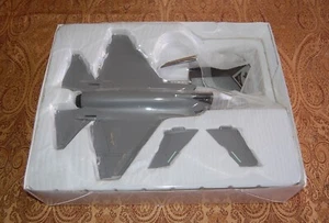 Modelo a escala 1/48 Executive Series Lockheed Martin F-35C Genérico Carrier Versión - Imagen 1 de 7
