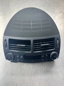 2006-2009 Chrysler E Class AC Heater Climate Control Black OEM 2118302285 - Picture 1 of 6
