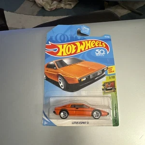 HOT WHEELS LOTUS ESPIRIT S1 .. HW EXOTICS .. CARD NUMBER 125 .. - Picture 1 of 2