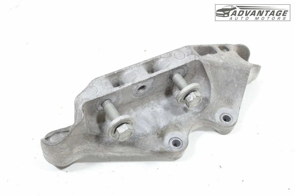 Chevy Blazer 2019-2025 motor de 3,6 L montaje lateral derecho soporte OEM Foto 1 de 4