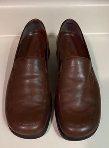 Mocassino donna NATURALIZER 'Saban' in pelle marrone taglia 10 M - Foto 1 di 7