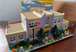 3500PCS Simpsons W/8 Minifigs Springfield Elementary School Sets Bricks Toy Kit  - Picture 1 of 10