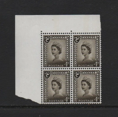 ISLE OF MAN 1968 4d. olive-sepia (one phosphor band) (SG5) BLOCK OF 4 *VF MNH* - Image 1 of 2
