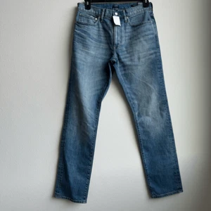 Neu mit Etikett J. Crew Flex Straight Fit Blue Solid Wash Medium Light Jeans Size 31 x 32 - Bild 1 von 8