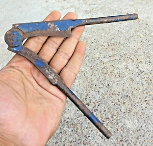 Vintage Primitive Handmade Steel Cutter Areca Nut Betel Nut Old Decorative I560 - Picture 1 of 2