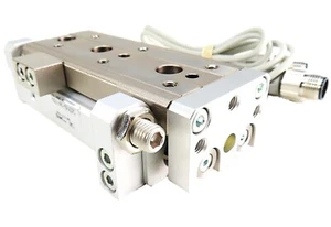 Mesa deslizante neumática guiada SMC MXQ12-40C-M9PWSDPC MXQ NUEVA SIN CAJA - Imagen 1 de 15