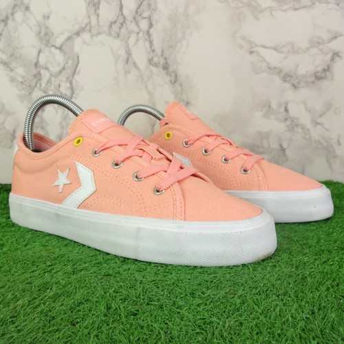 Scarpe da ginnastica Converse taglia 7 scarpe da donna Plimsoles rosa una stella fiore lo top