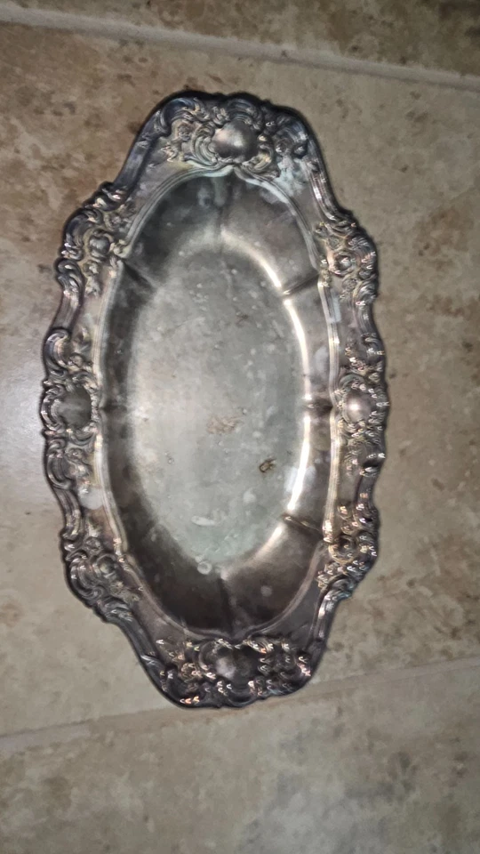 Plato plateado vintage aproximado 13"x 8" COMO ESTÁ necesita pulido Foto 1 de 4
