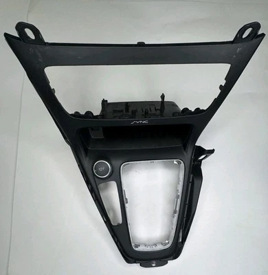 2017 Ford Focus ST A/C centro de calor console painel moldura controle climático acabamento OEM - Imagem 1 de 4